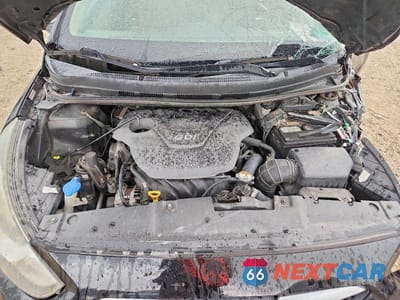 Zdjęcie 11 z 12 samochodu: 2012 HYUNDAI ACCENT VIN:KMHCU4AE6CU180774 - miniatura