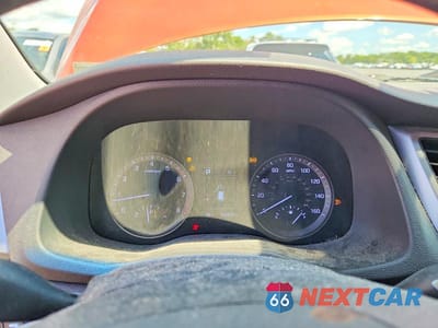 Zdjęcie 9 z 12 samochodu: 2017 HYUNDAI TUCSON VALUE VIN:KM8J3CA26HU557833 - miniatura