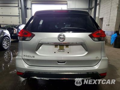 Zdjęcie 6 z 14 samochodu: 2017 NISSAN ROGUE SV VIN:JN8AT2MT3HW400675 - miniatura