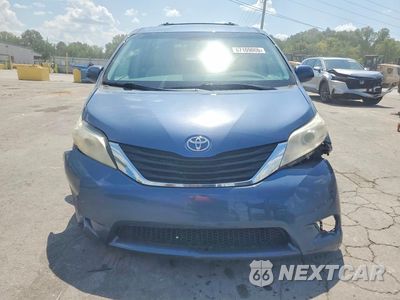 Piąte zdjęcie samochodu w środku: 2014 TOYOTA SIENNA LE VIN:5TDKK3DC2ES521511 - miniatura