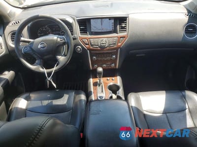 Zdjęcie 8 z 13 samochodu: 2017 NISSAN PATHFINDER PLATINUM VIN:5N1DR2MM4HC620338 - miniatura