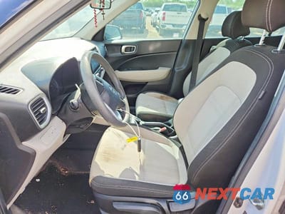 Zdjęcie 7 z 13 samochodu: 2020 HYUNDAI VENUE SEL VIN:KMHRC8A34LU028947 - miniatura