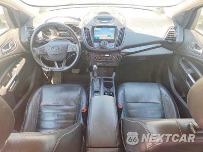 Zdjęcie 8 z 13 samochodu: 2017 FORD ESCAPE TITANIUM VIN:1FMCU9JD9HUC83389 - miniatura