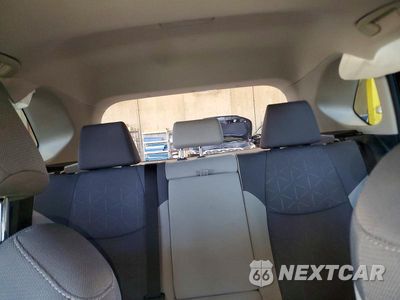 Zdjęcie 10 z 13 samochodu: 2024 TOYOTA RAV4 HYBRID XLE VIN:JTMRWRFV9RJ061660 - miniatura