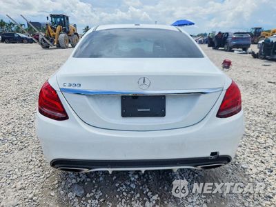 Zdjęcie 6 z 13 samochodu: 2016 MERCEDES-BENZ C 300 VIN:55SWF4JB1GU178641 - miniatura