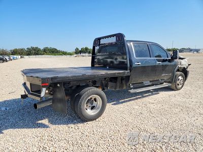 Trzecie zdjęcie samochodu z tyłu: 2020 GMC SIERRA K3500 DENALI VIN:1GT49WEY2LF214854 - miniatura