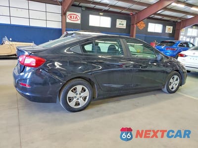 Trzecie zdjęcie samochodu z tyłu: 2016 CHEVROLET CRUZE LS VIN:1G1BC5SMXG7246416 - miniatura