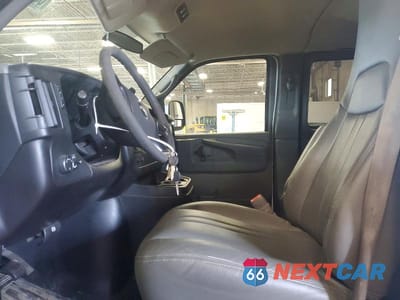Zdjęcie 7 z 13 samochodu: 2011 CHEVROLET EXPRESS G3500 LS VIN:1GNZGZHG4B1101880 - miniatura