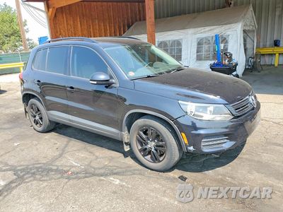 Czwarte zdjęcie samochodu z boku: 2017 VOLKSWAGEN TIGUAN S VIN:WVGBV7AX5HK020920 - miniatura