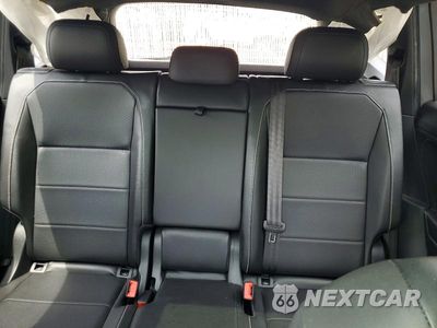 Zdjęcie 10 z 13 samochodu: 2021 VOLKSWAGEN TIGUAN SE VIN:3VV2B7AX0MM108131 - miniatura