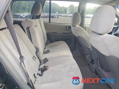 Zdjęcie 11 z 13 samochodu: 2005 HYUNDAI SANTA FE GLS VIN:KM8SC73EX5U865134 - miniatura