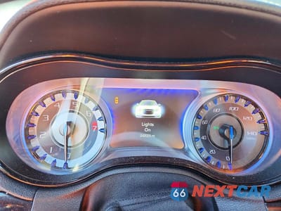 Zdjęcie 9 z 13 samochodu: 2017 CHRYSLER 300 S VIN:2C3CCAGG9HH558020 - miniatura