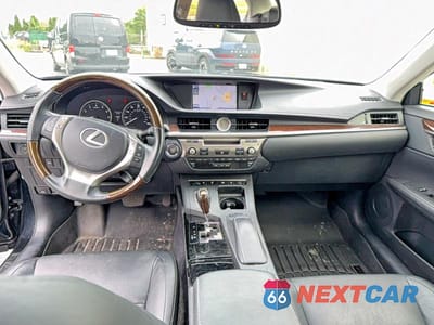 Zdjęcie 9 z 10 samochodu: 2013 LEXUS ES 350 VIN:JTHBK1GG3D2059676 - miniatura