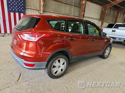 Trzecie zdjęcie samochodu z tyłu: 2015 FORD ESCAPE S VIN:1FMCU0F71FUB56258 - miniatura