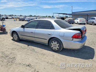 Drugie zdjęcie samochodu z przodu: 1998 HONDA ACCORD LX VIN:1HGCG5646WA188141 - miniatura