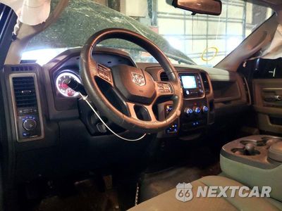 Zdjęcie 8 z 12 samochodu: 2015 RAM 1500 ST VIN:3C6JR7AT2FG545401 - miniatura