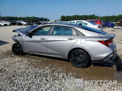 Drugie zdjęcie samochodu z przodu: 2026 HYUNDAI ELANTRA SEL SPORT VIN:KMHLM4DG7TU133282 - miniatura
