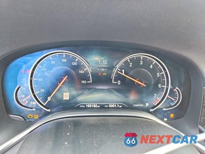 Zdjęcie 9 z 12 samochodu: 2019 BMW 740 I VIN:WBA7E2C52KB216777 - miniatura