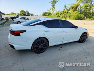 Trzecie zdjęcie samochodu z tyłu: 2019 NISSAN ALTIMA SR VIN:1N4BL4CV1KC162743 - miniatura