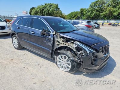 Czwarte zdjęcie samochodu z boku: 2023 CADILLAC XT4 LUXURY VIN:1GYAZAR47PF173425 - miniatura