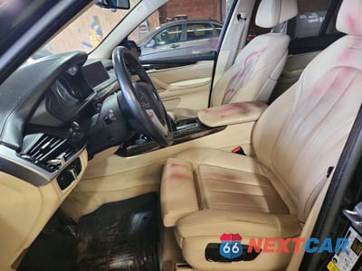 Zdjęcie 7 z 13 samochodu: 2015 BMW X5 XDRIVE50I VIN:5UXKR6C5XF0J78448 - miniatura