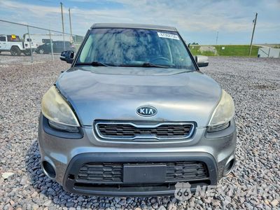 Piąte zdjęcie samochodu w środku: 2012 KIA SOUL + VIN:KNDJT2A6XC7367252 - miniatura