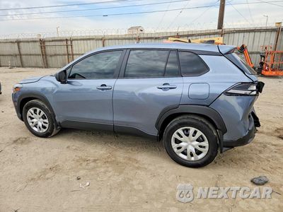 Drugie zdjęcie samochodu z przodu: 2026 TOYOTA COROLLA CROSS L VIN:7MUAAAAG8TV158712 - miniatura