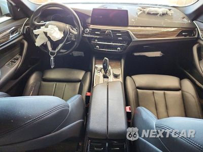Zdjęcie 8 z 13 samochodu: 2018 BMW 530E VIN:WBAJA9C51JB250802 - miniatura