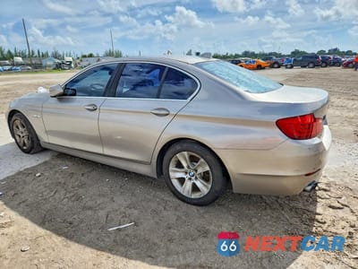 Drugie zdjęcie samochodu z przodu: 2013 BMW 528 I VIN:WBAXG5C53DD233428 - miniatura