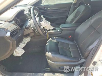 Zdjęcie 7 z 12 samochodu: 2019 NISSAN ALTIMA SR VIN:1N4AL4CV6KC224987 - miniatura