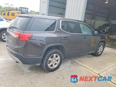 Trzecie zdjęcie samochodu z tyłu: 2018 GMC ACADIA SLE VIN:1GKKNKLA4JZ154304 - miniatura