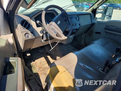 Zdjęcie 8 z 12 samochodu: 2008 FORD F550 SUPER DUTY VIN:1FDAF56R08EA05912 - miniatura