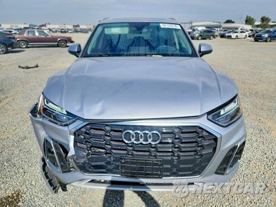 Piąte zdjęcie samochodu w środku: 2022 AUDI Q5 PREMIUM 45 VIN:WA1GAAFY3N2105541 - miniatura