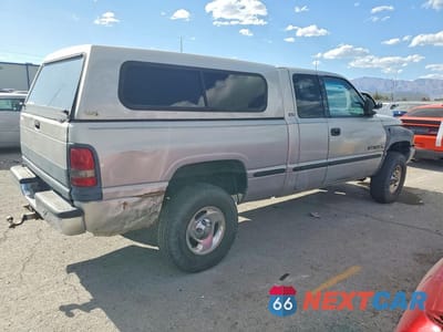 Trzecie zdjęcie samochodu z tyłu: 1998 DODGE RAM 1500 VIN:3B7HF13Z3WG220447 - miniatura