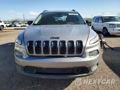 Piąte zdjęcie samochodu w środku: 2016 JEEP CHEROKEE SPORT VIN:1C4PJLAS3GW376048 - miniatura