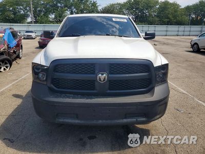 Piąte zdjęcie samochodu w środku: 2017 RAM 1500 ST VIN:1C6RR7FG1HS798994 - miniatura