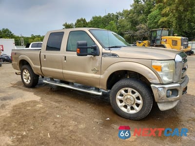 Czwarte zdjęcie samochodu z boku: 2012 FORD F250 SUPER DUTY VIN:1FT7W2BT4CEA10327 - miniatura