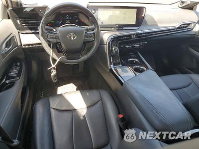 Zdjęcie 8 z 13 samochodu: 2023 TOYOTA MIRAI XLE VIN:JTDAAAAAXPA009145 - miniatura