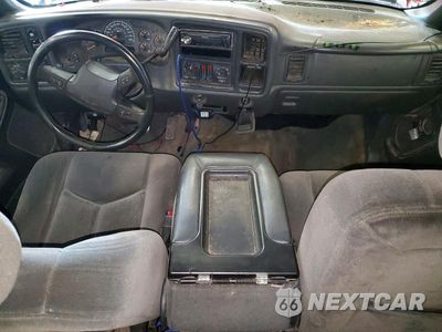 Zdjęcie 8 z 12 samochodu: 2005 CHEVROLET SILVERADO K1500 VIN:1GCEK19B15E167312 - miniatura