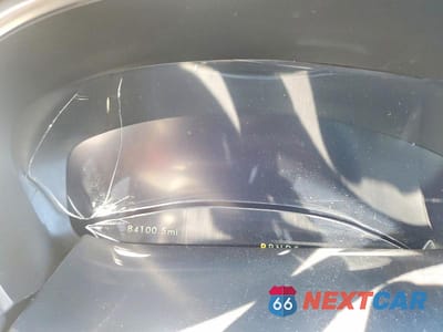 Zdjęcie 9 z 13 samochodu: 2019 LINCOLN NAUTILUS VIN:2LMPJ6J95KBL36403 - miniatura