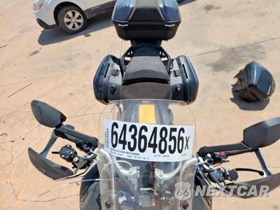 Piąte zdjęcie samochodu w środku: 2017 DUCATI MULTISTRADA 1200 VIN:ZDM12BWW7HB018084 - miniatura