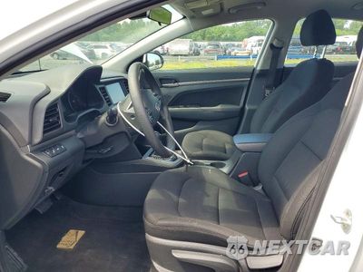 Zdjęcie 7 z 12 samochodu: 2020 HYUNDAI ELANTRA SEL VIN:5NPD84LFXLH614398 - miniatura