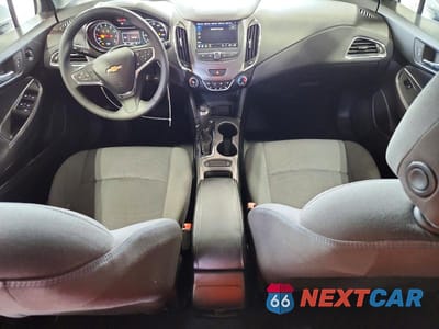 Zdjęcie 8 z 12 samochodu: 2019 CHEVROLET CRUZE LT VIN:3G1BE6SM5KS583344 - miniatura