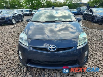 Piąte zdjęcie samochodu w środku: 2011 TOYOTA PRIUS TWO VIN:JTDKN3DU3B0287264 - miniatura