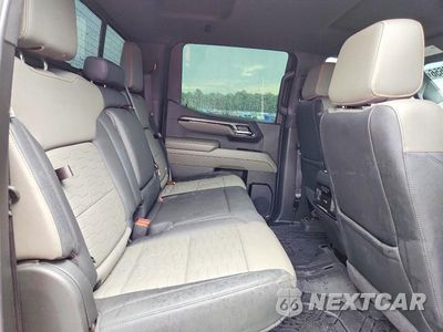 Zdjęcie 10 z 13 samochodu: 2023 CHEVROLET SILVERADO K1500 ZR2 VIN:3GCUDHEL8PG197335 - miniatura