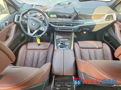 Zdjęcie 8 z 13 samochodu: 2024 BMW X5 XDRIVE50E VIN:5UX43EU05R9T95784 - miniatura