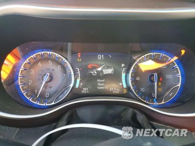 Zdjęcie 9 z 13 samochodu: 2017 CHRYSLER PACIFICA LIMITED VIN:2C4RC1GG1HR836120 - miniatura