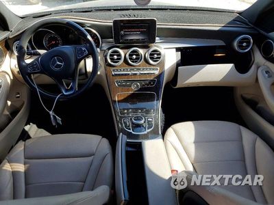 Zdjęcie 8 z 12 samochodu: 2018 MERCEDES-BENZ C 300 VIN:55SWF4JB5JU236421 - miniatura