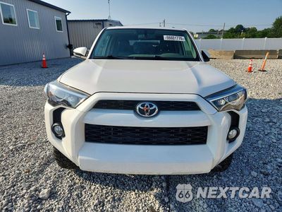Piąte zdjęcie samochodu w środku: 2018 TOYOTA 4RUNNER SR5 PREMIUM VIN:JTEBU5JR6J5600352 - miniatura