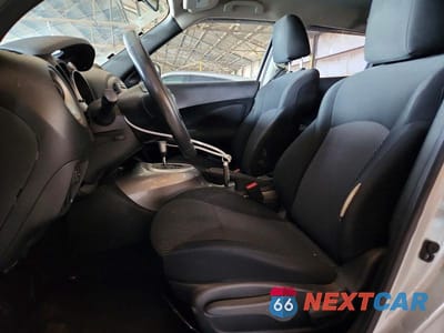 Zdjęcie 7 z 12 samochodu: 2017 NISSAN JUKE S VIN:JN8AF5MR1HT703923 - miniatura